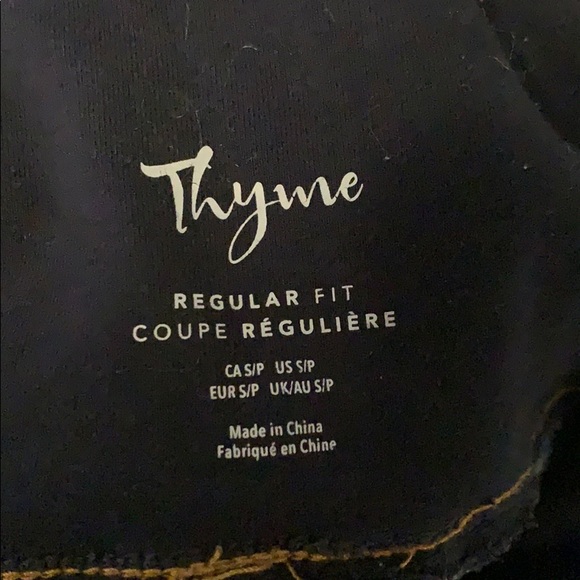 THYME Maternity jeans size small - Picture 3 of 3